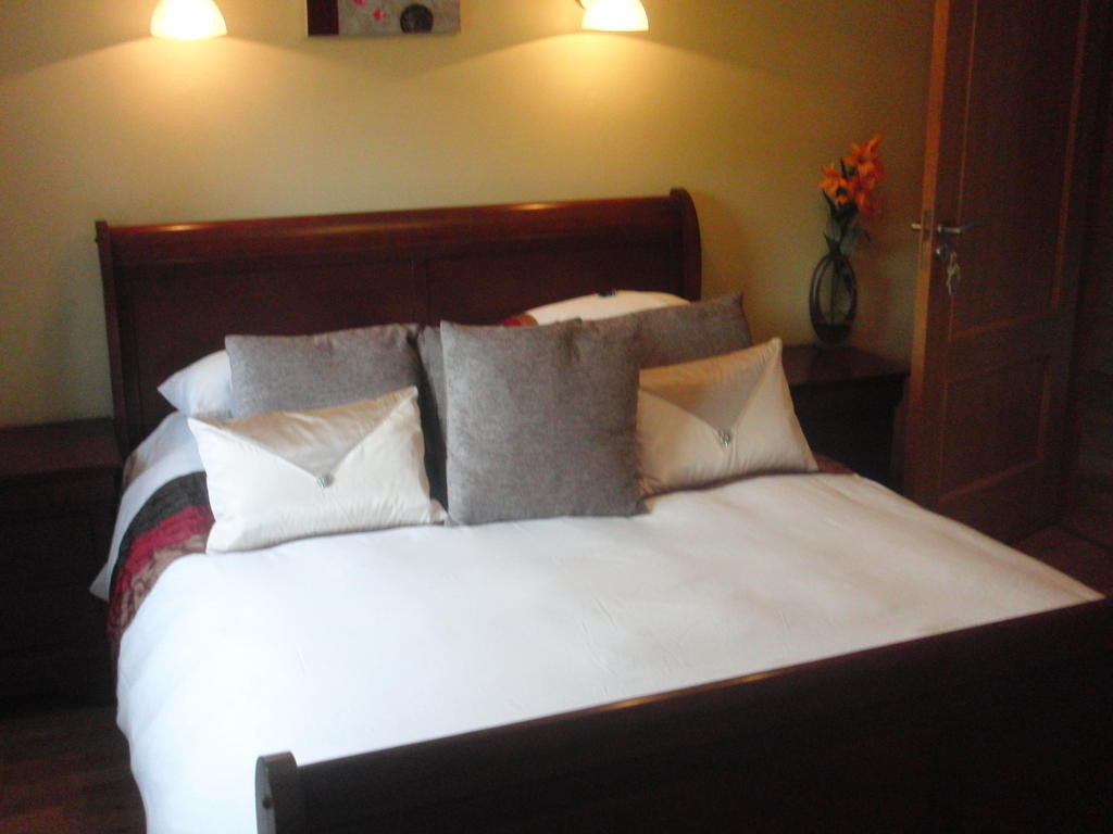 Woodlands House Bed & Breakfast Фаранфор Стая снимка