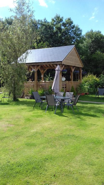 Woodlands House Bed & Breakfast Фаранфор Екстериор снимка